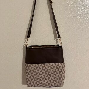 Geometric Patterned Brown Crossbody Bag